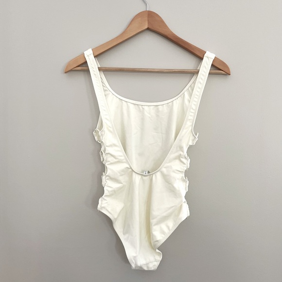 SOLID & STRIPED White Jennifer Ring One Piece Bathing Suit NWOT - Picture 5 of 10